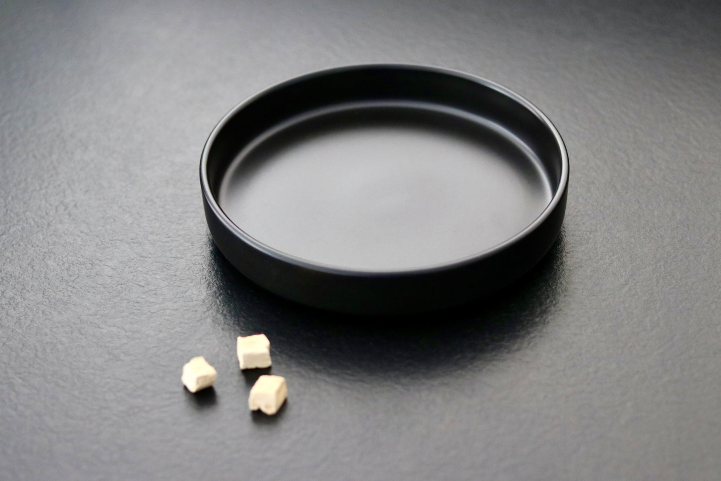 Cat bowl black edition