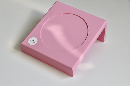 Ergonomische Napferhöhung Pop of Color - Genuss mit Neigung (Geneigt)